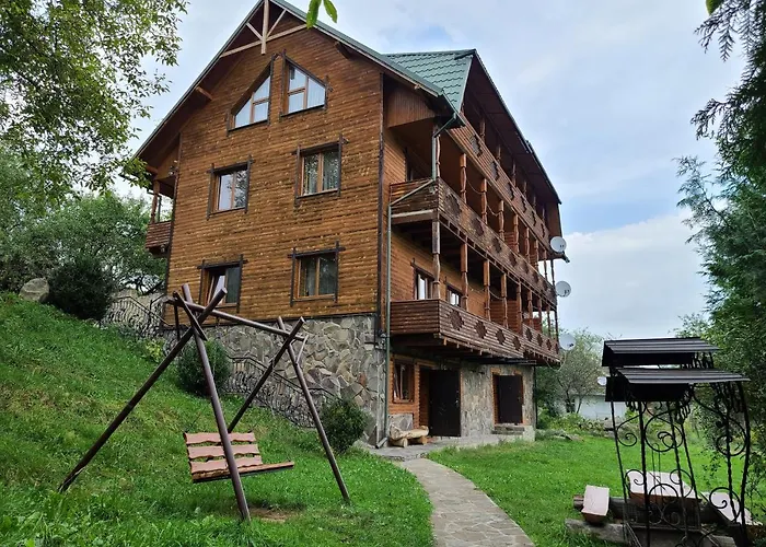 Гуцульська Хата