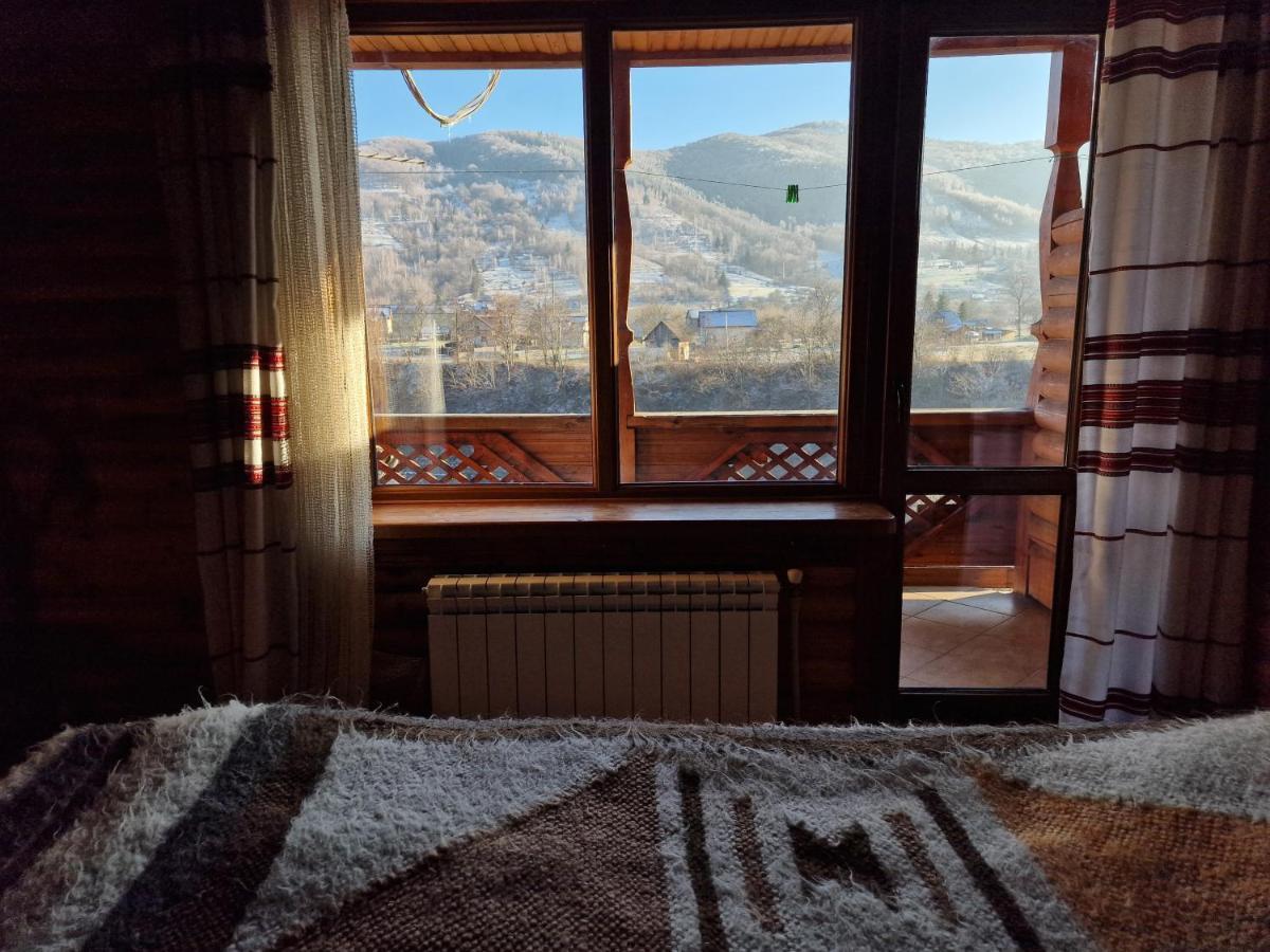 Hotel гуцульська хата 2*