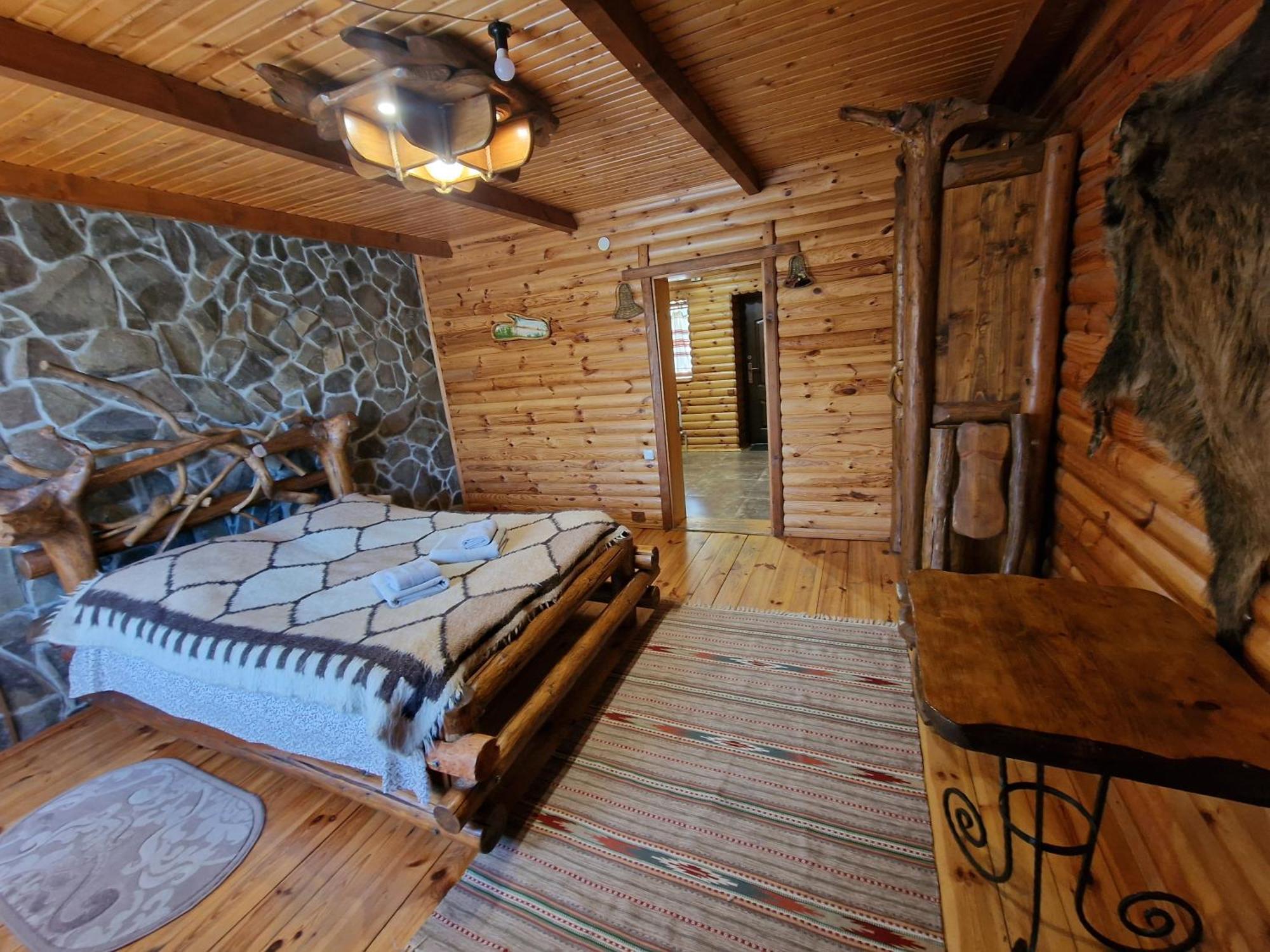 гуцульська хата Hotel Jaremtsche